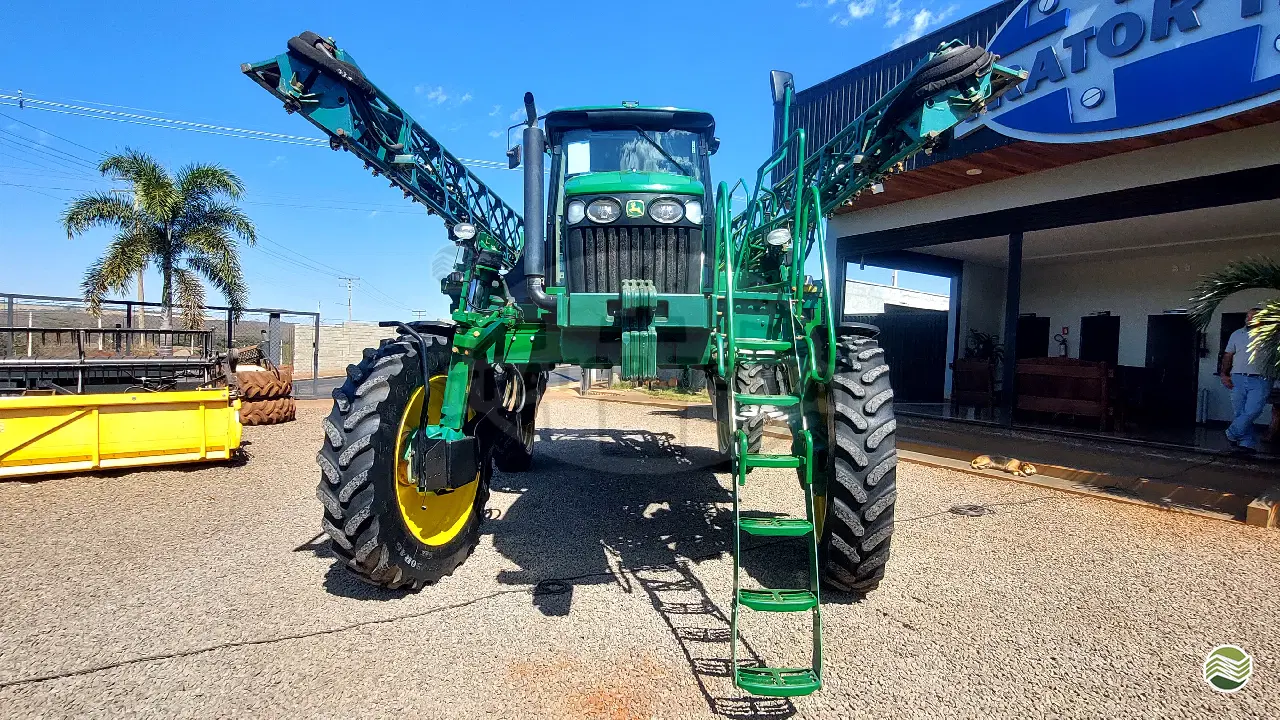 JOHN DEERE M4030