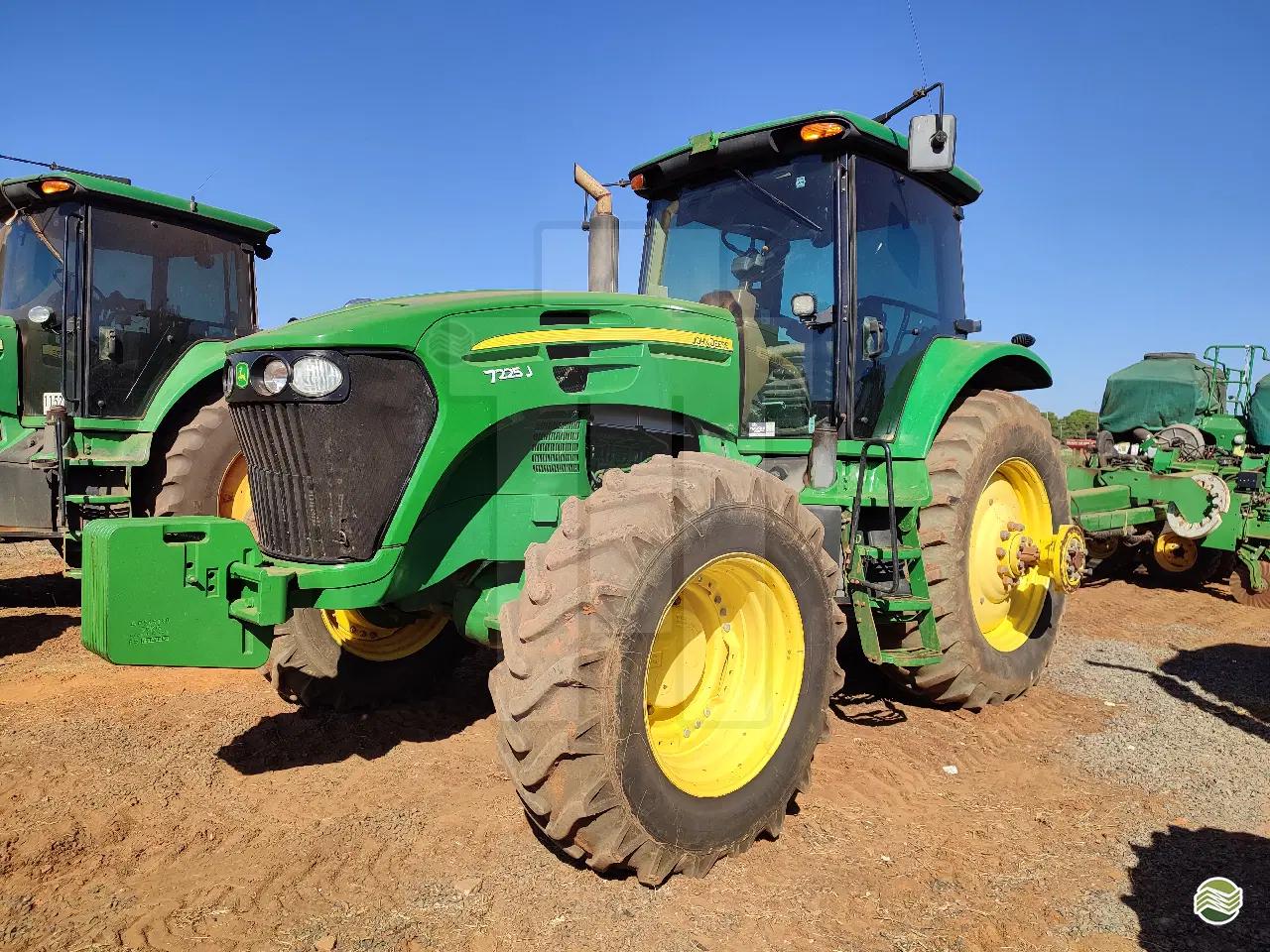 JOHN DEERE 7225J