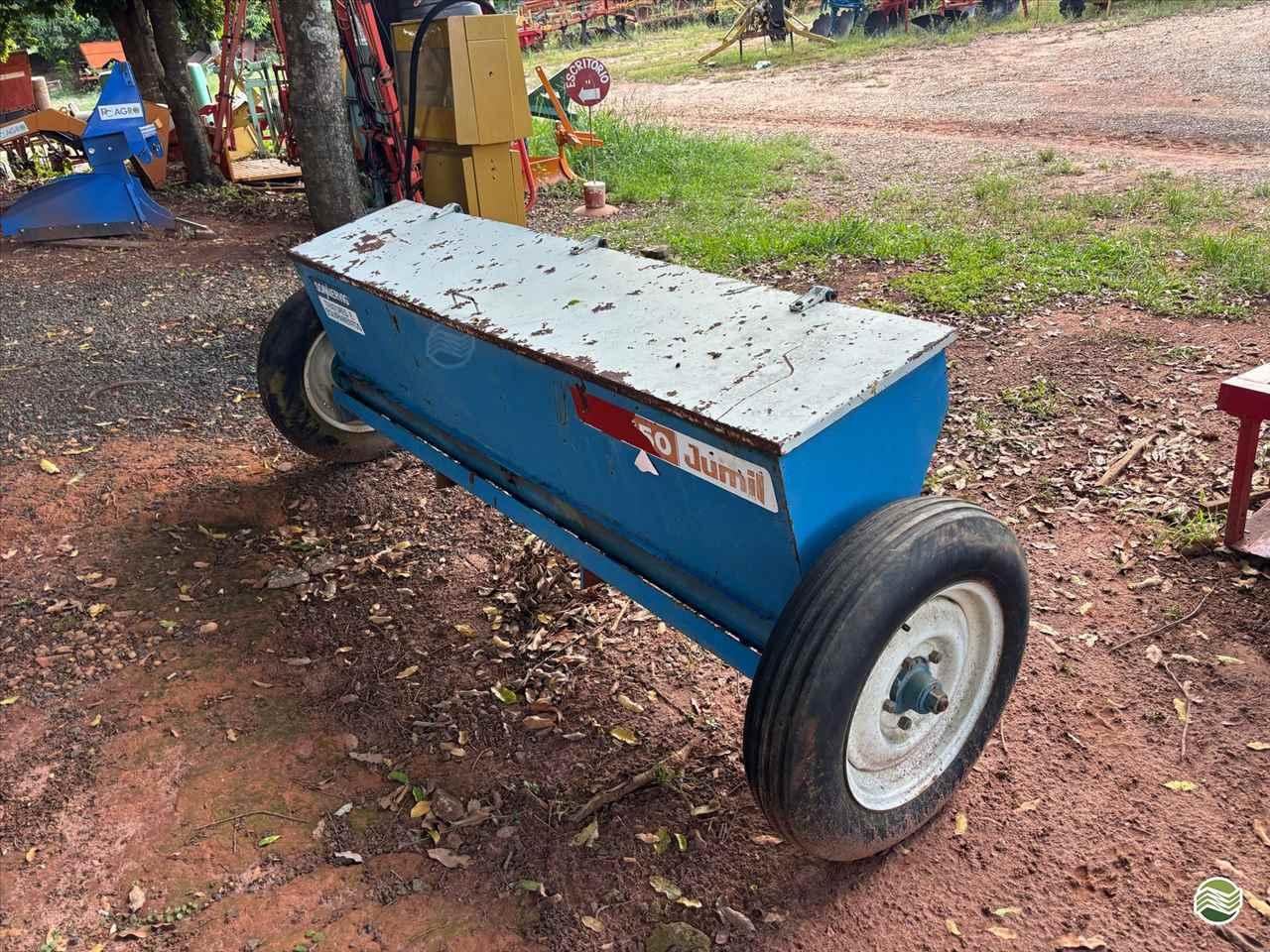 ADUBADOR DE SOQUEIRA