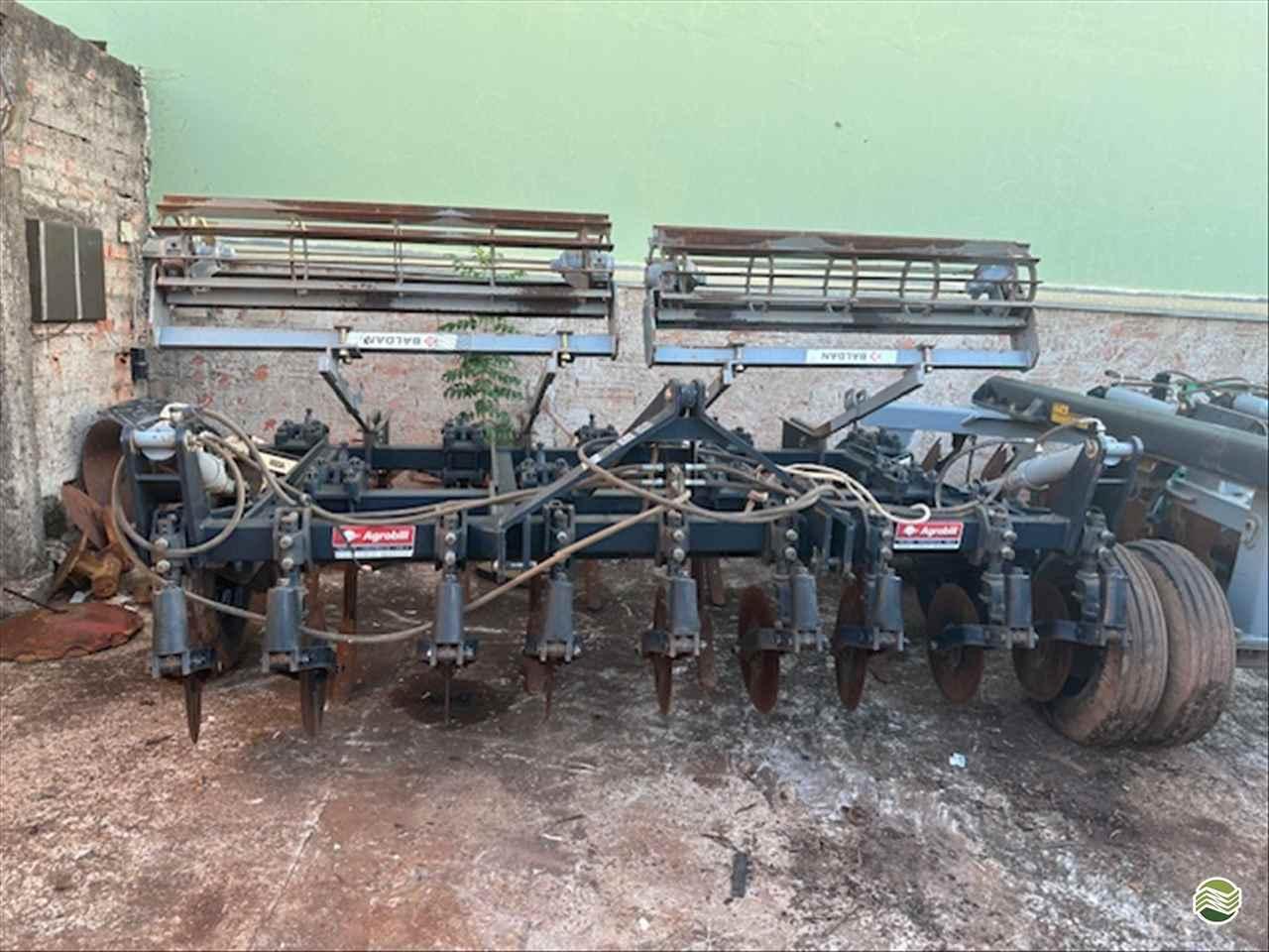 9 HASTES DISCO CORTE