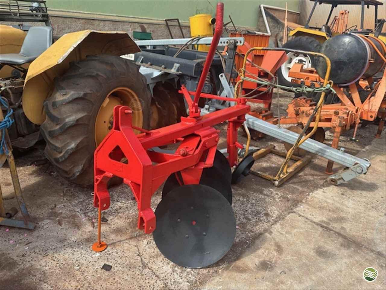 3 DISCOS REVERSÍVEL