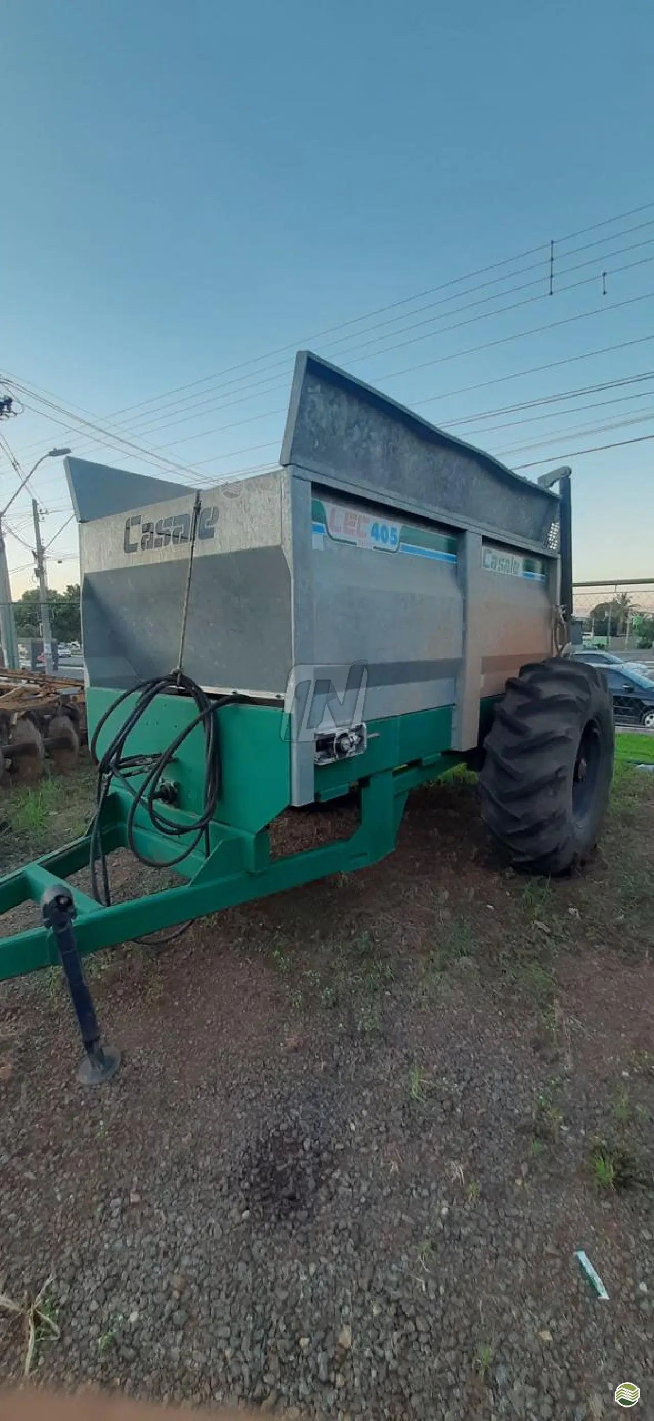 ADUBO ORGÂNICO LÍQUIDO