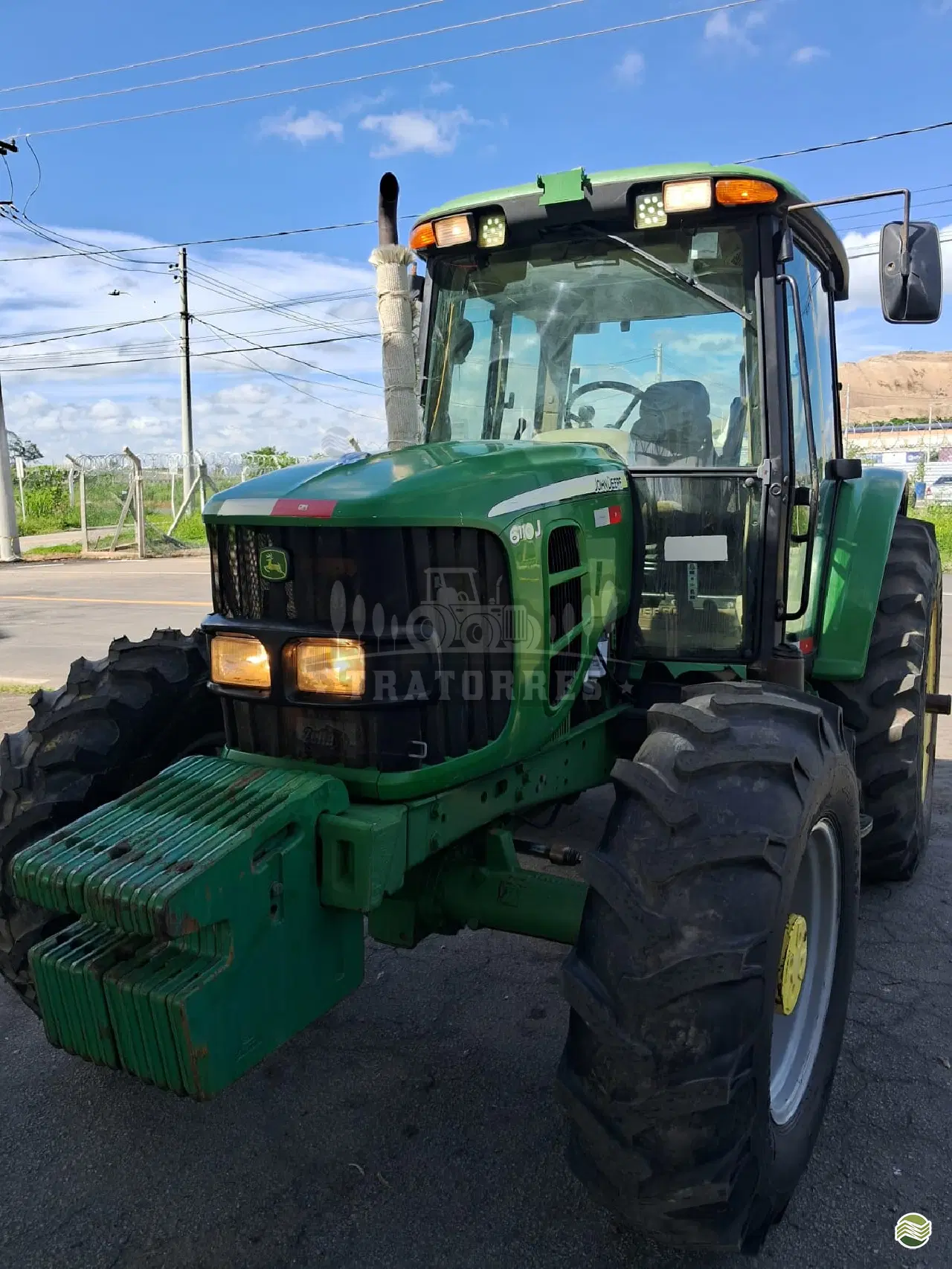 JOHN DEERE 6110J