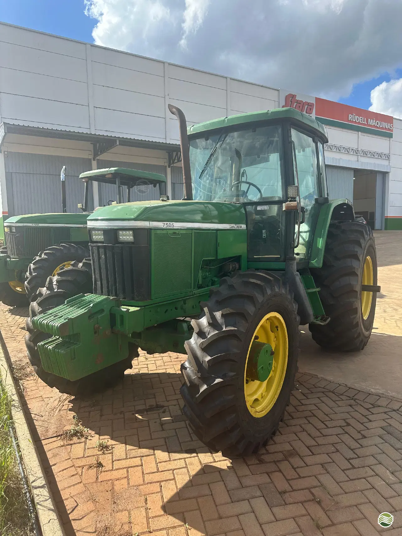 JOHN DEERE 7505