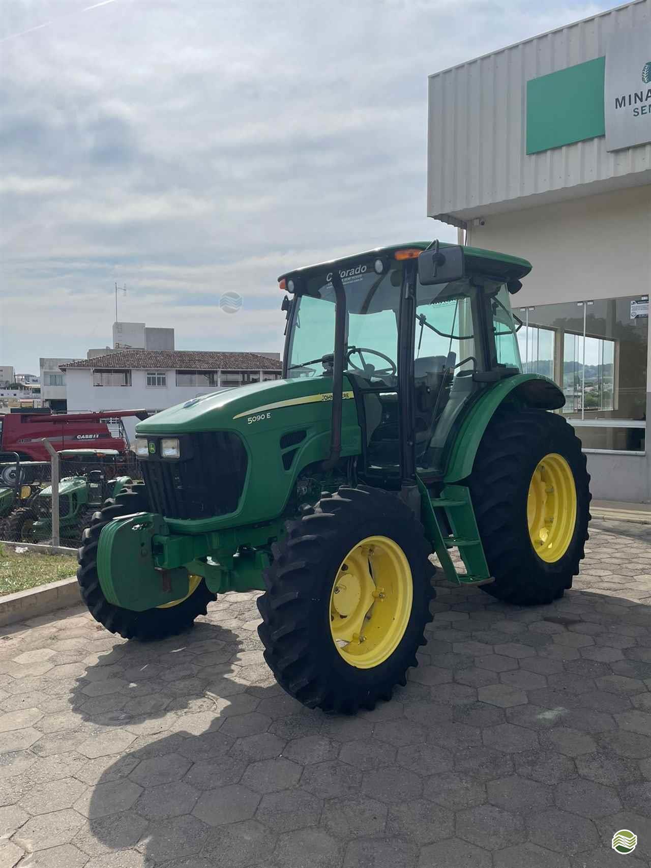 JOHN DEERE 5090