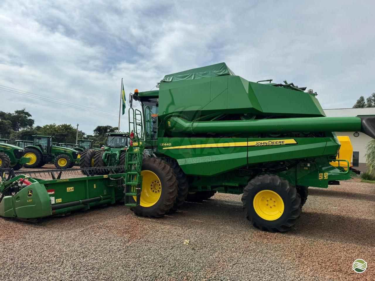 JOHN DEERE S440