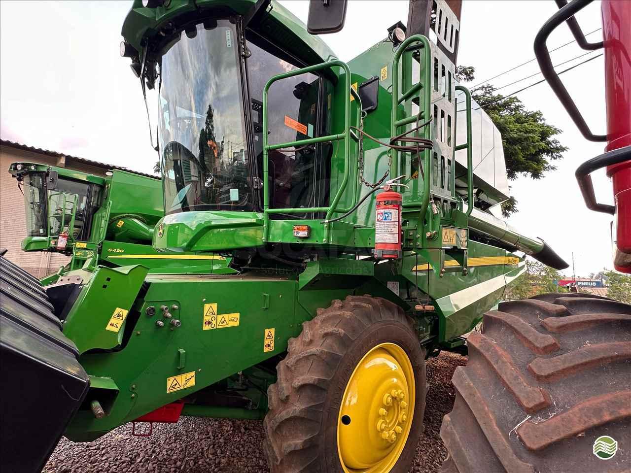 JOHN DEERE S440