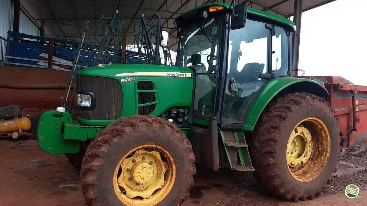 JOHN DEERE 6100