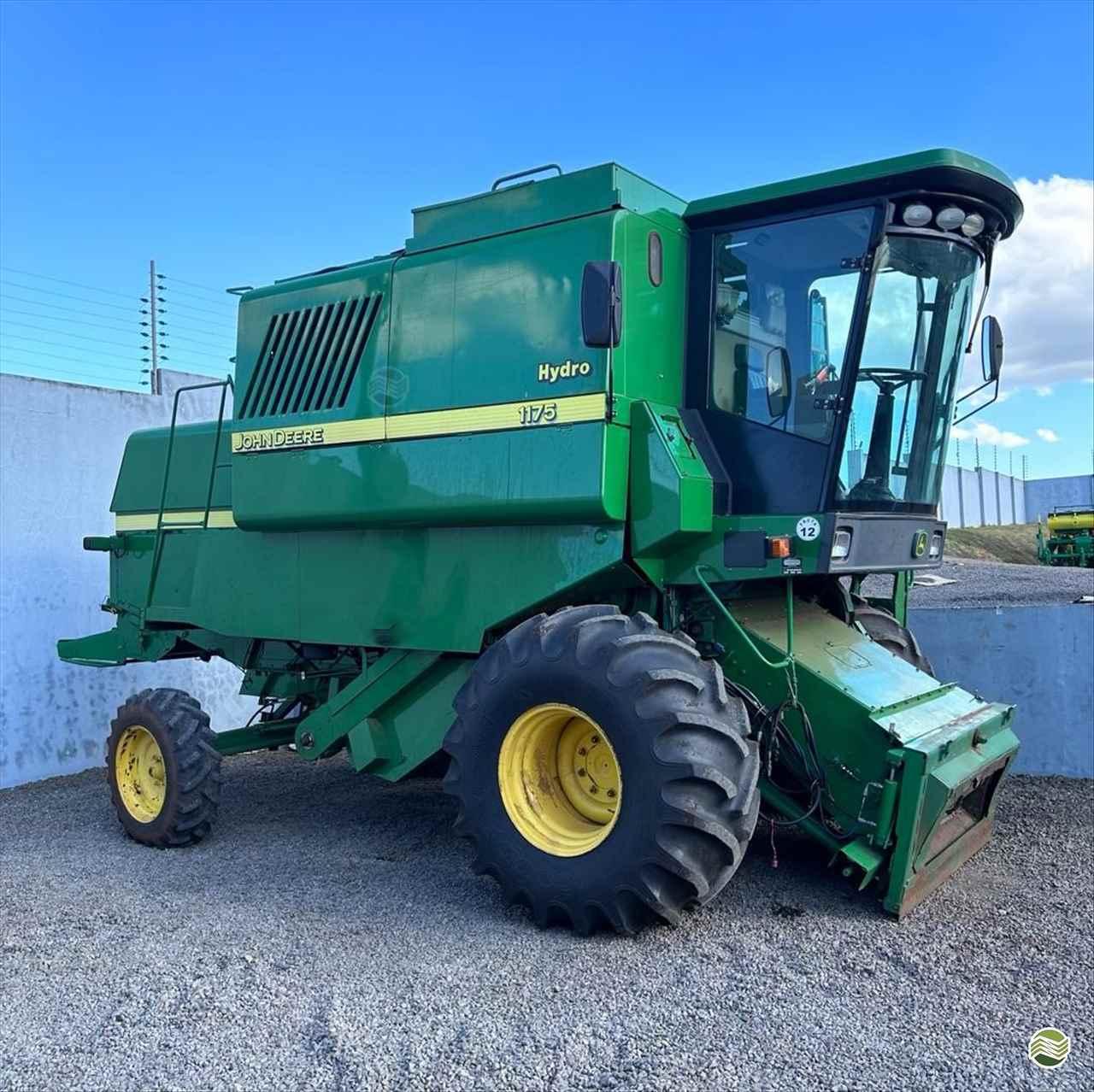 JOHN DEERE 1175