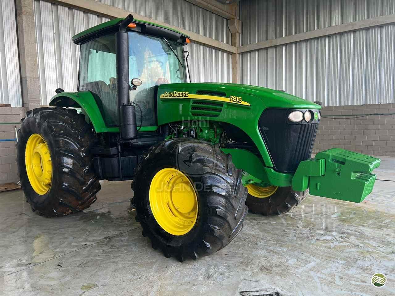 JOHN DEERE 7815