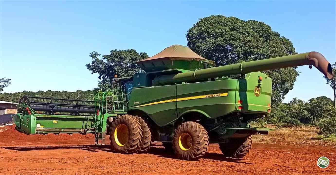 JOHN DEERE S770