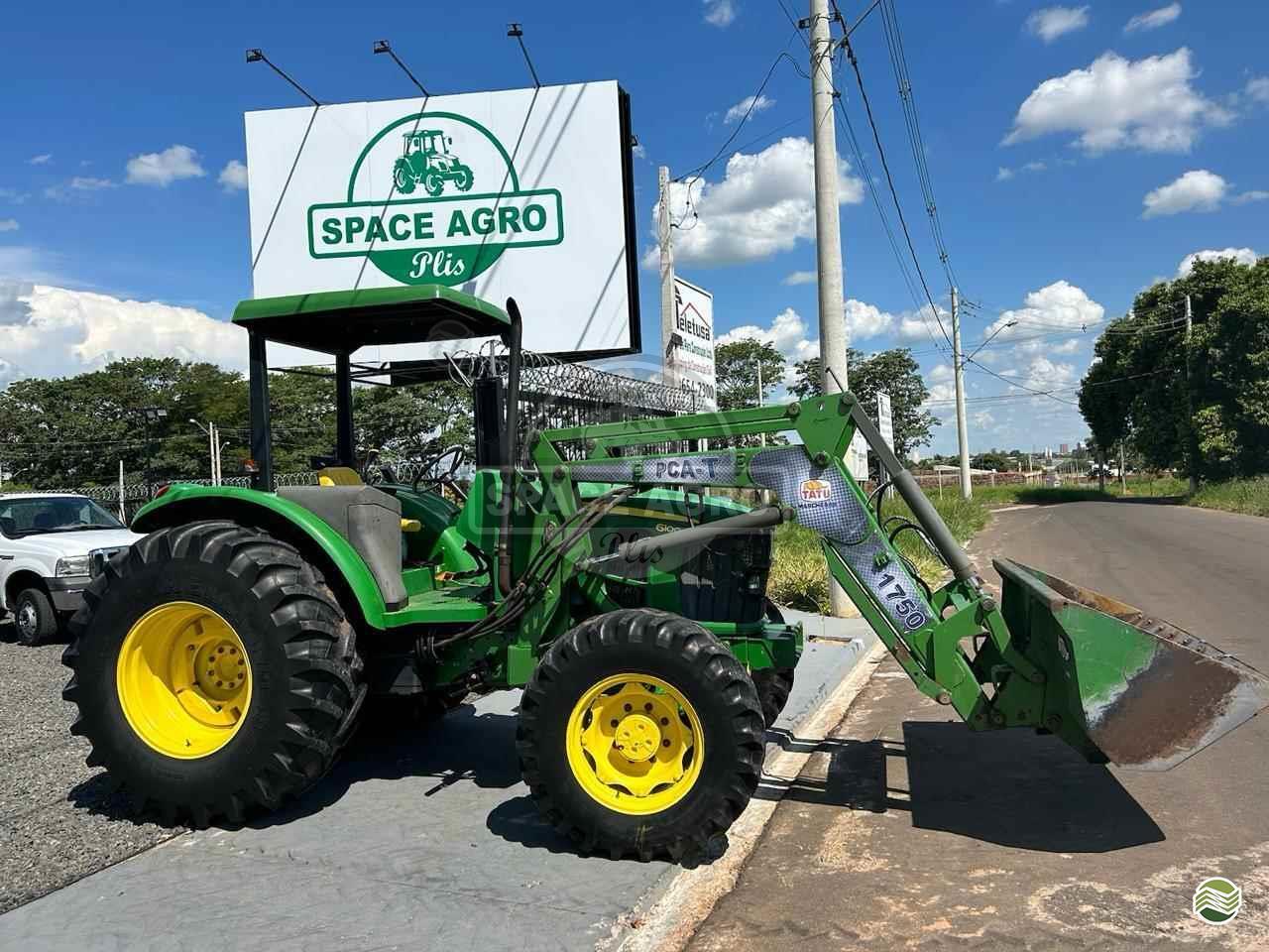 JOHN DEERE 6100