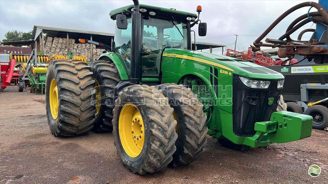 JOHN DEERE 8335