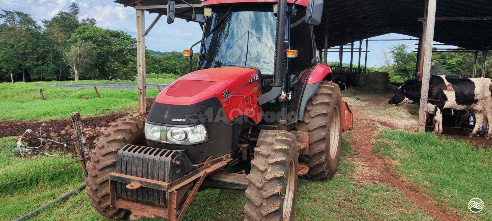 CASE Farmall 80